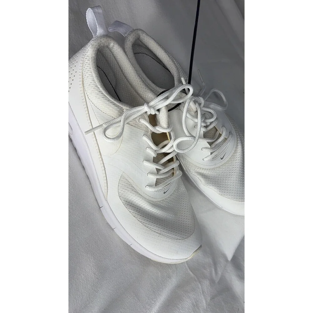 Nike Air Max Thea Ultra GS White Sneakers 814444-100 Mens 7Y Womens 8.5